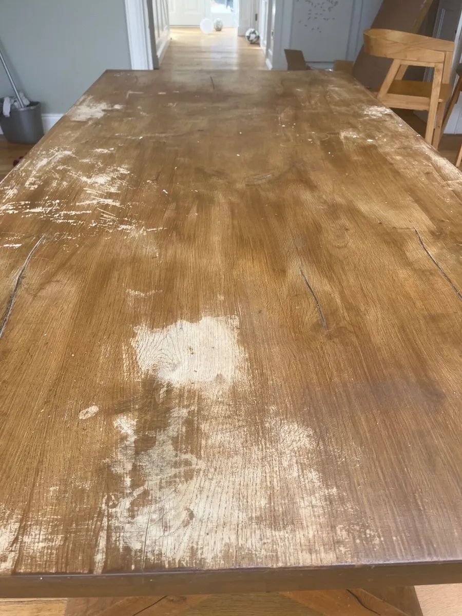 Dining table - Image 4