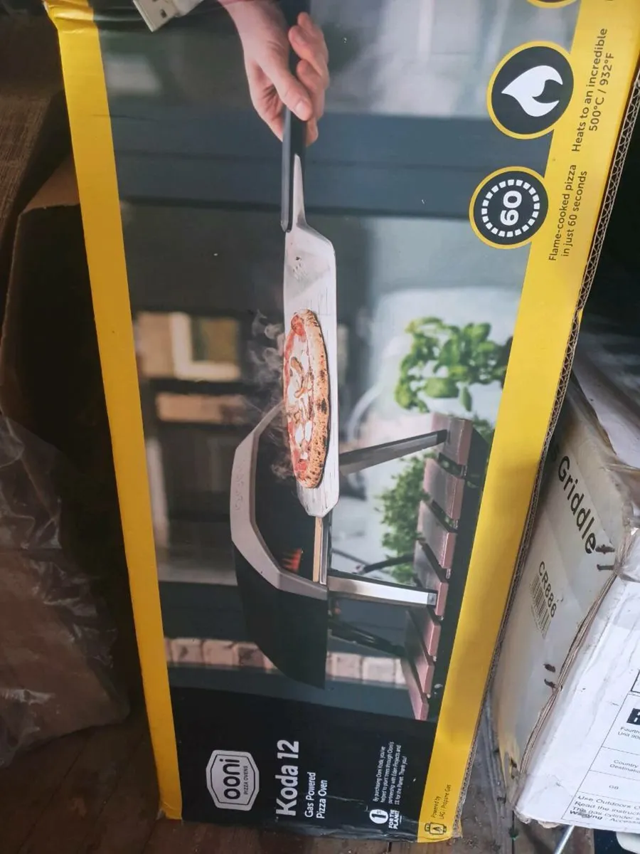 Pizza oven