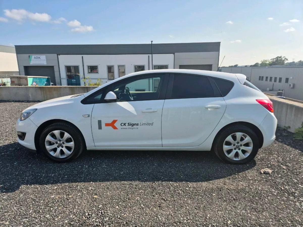 OPEL Astra car van - Image 2