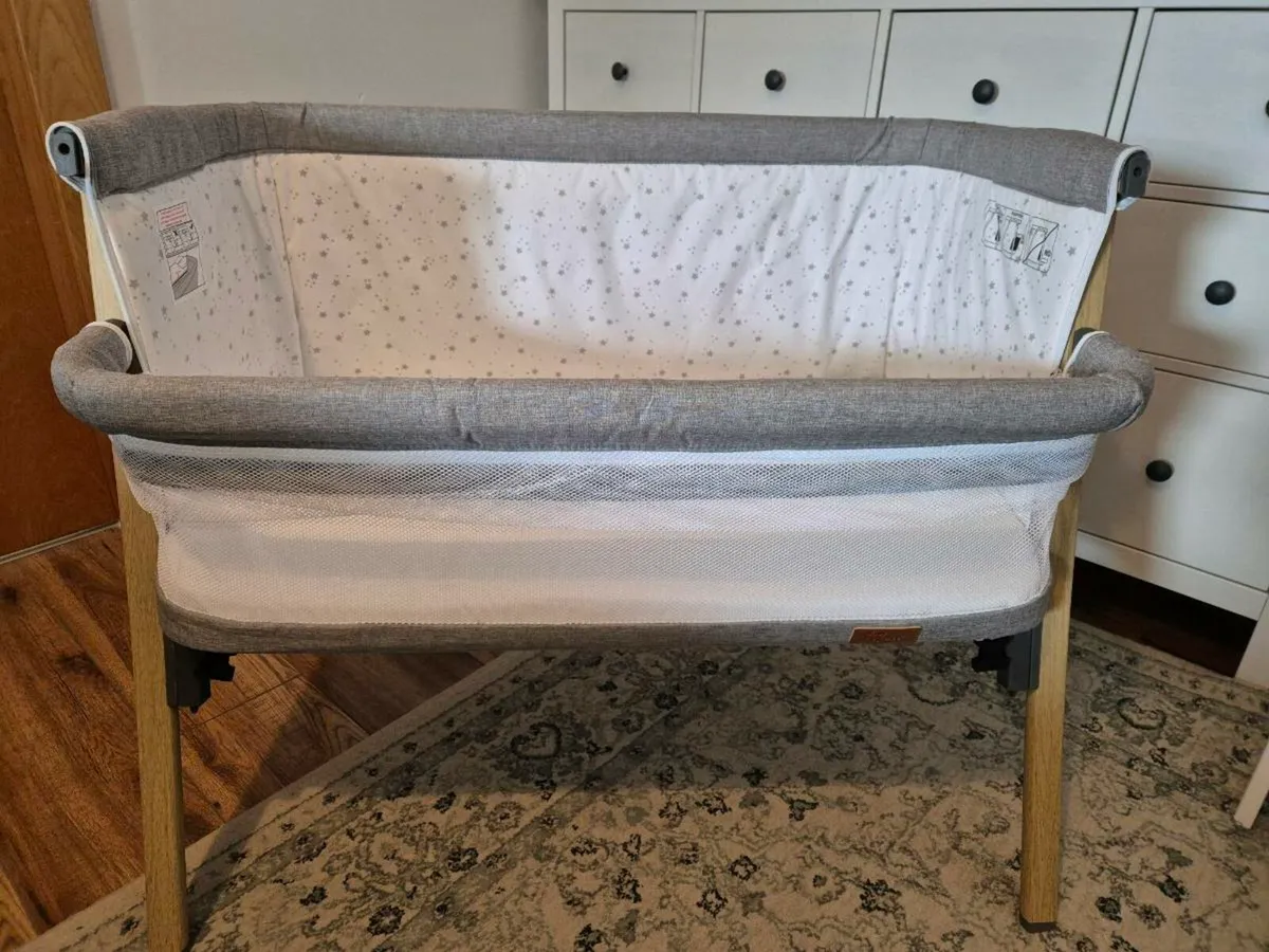 Baby Elegance Side Sleeper - Image 1