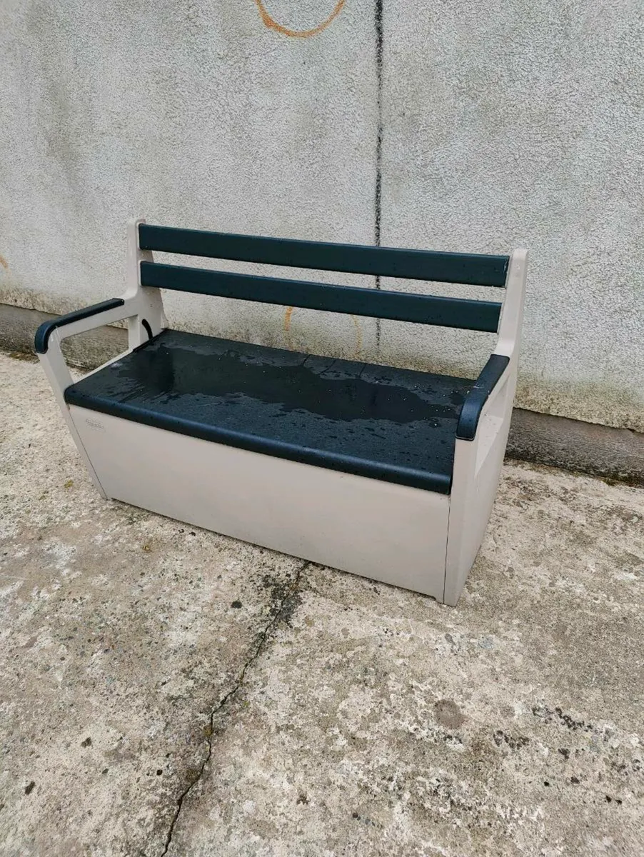 Garden storage seat - Image 4