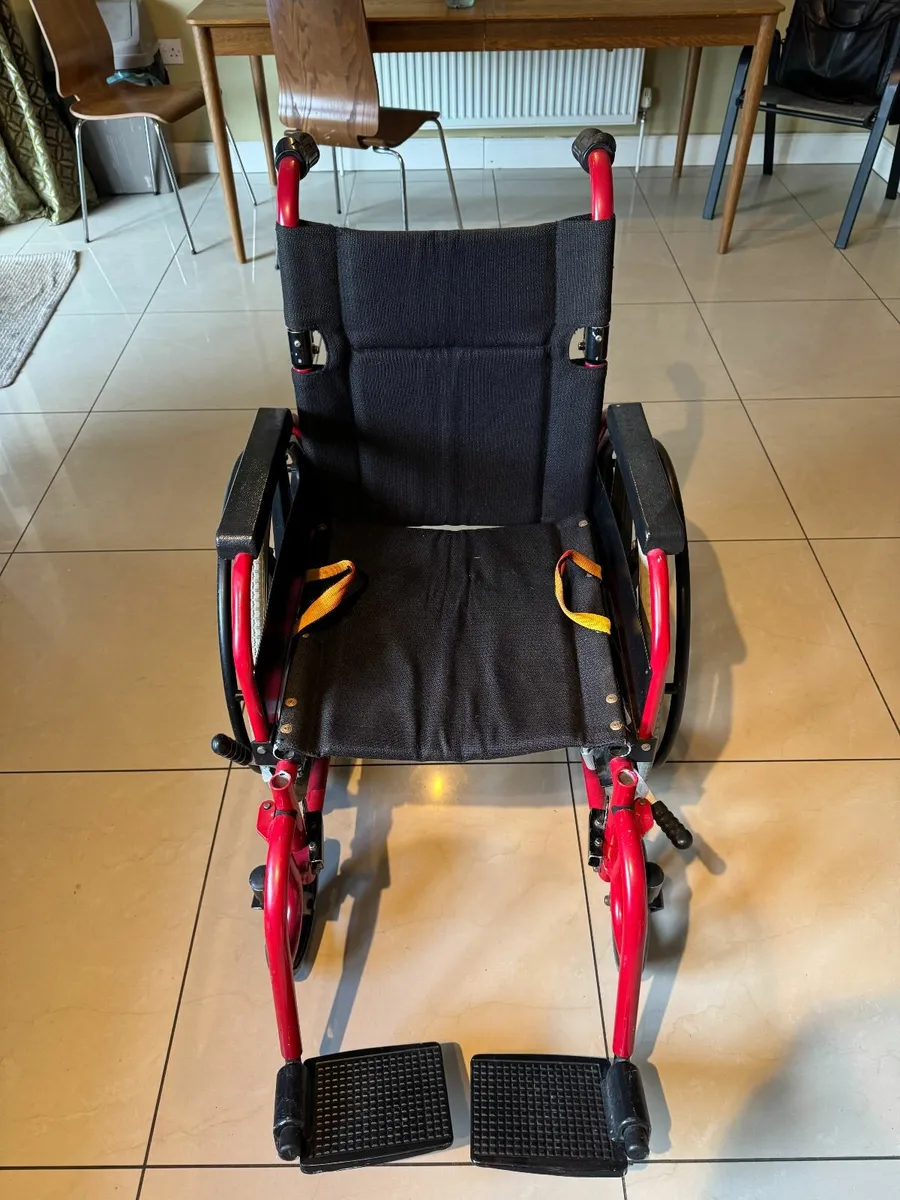 Wheelchair - Image 3