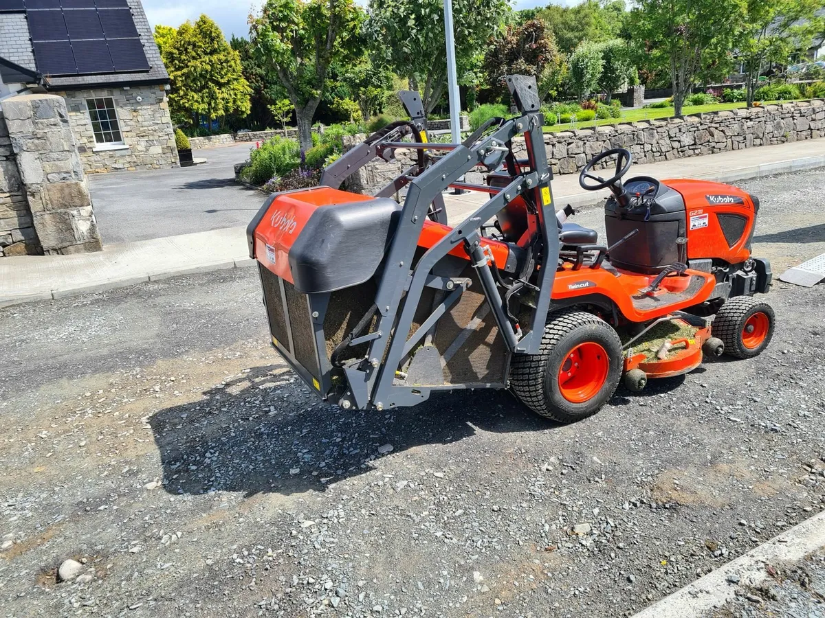 Kubota tractor mower - Image 2