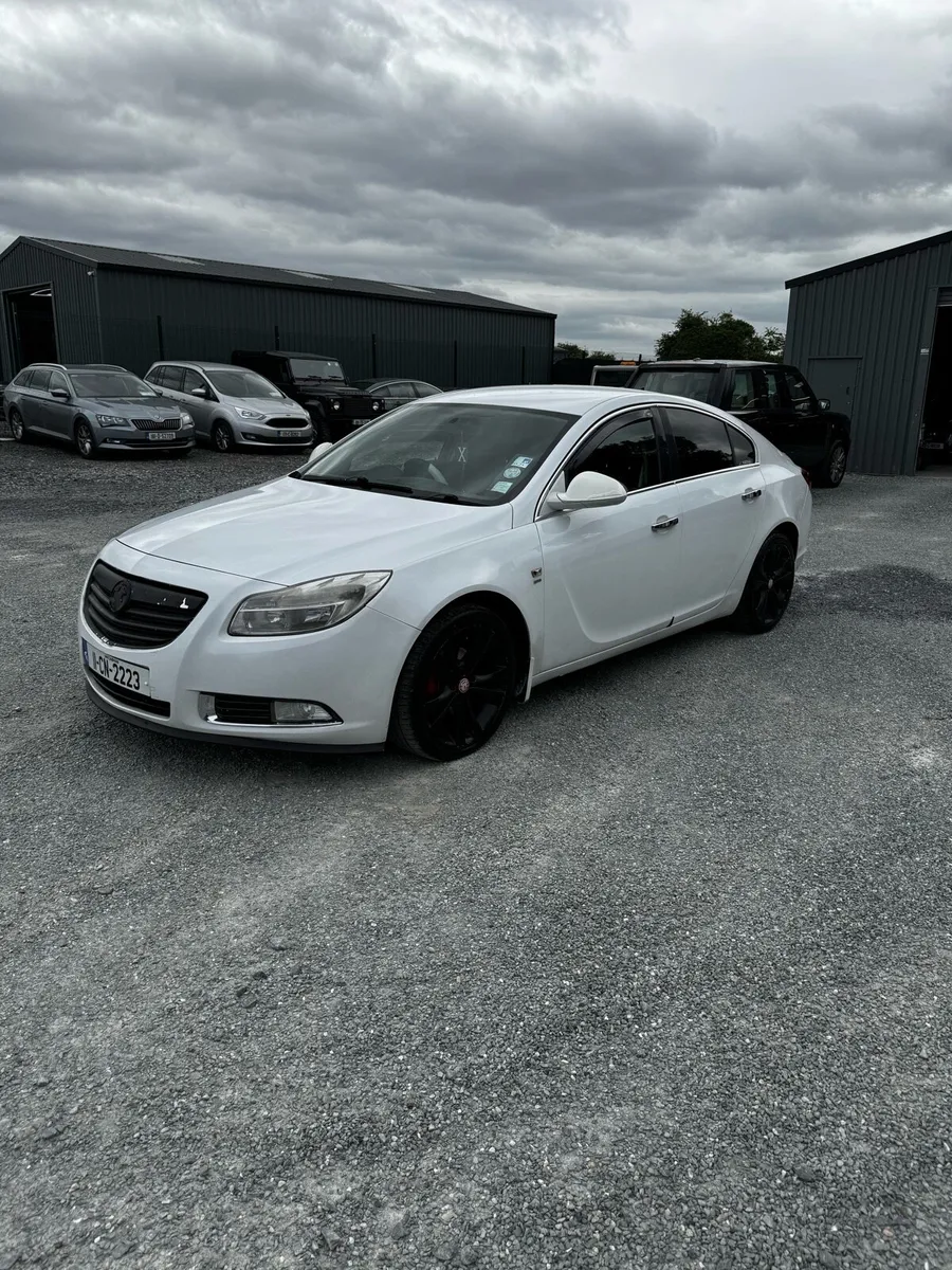 Opel Insignia 2.0CDTi SRi Nav ..NCTand TAX - Image 1