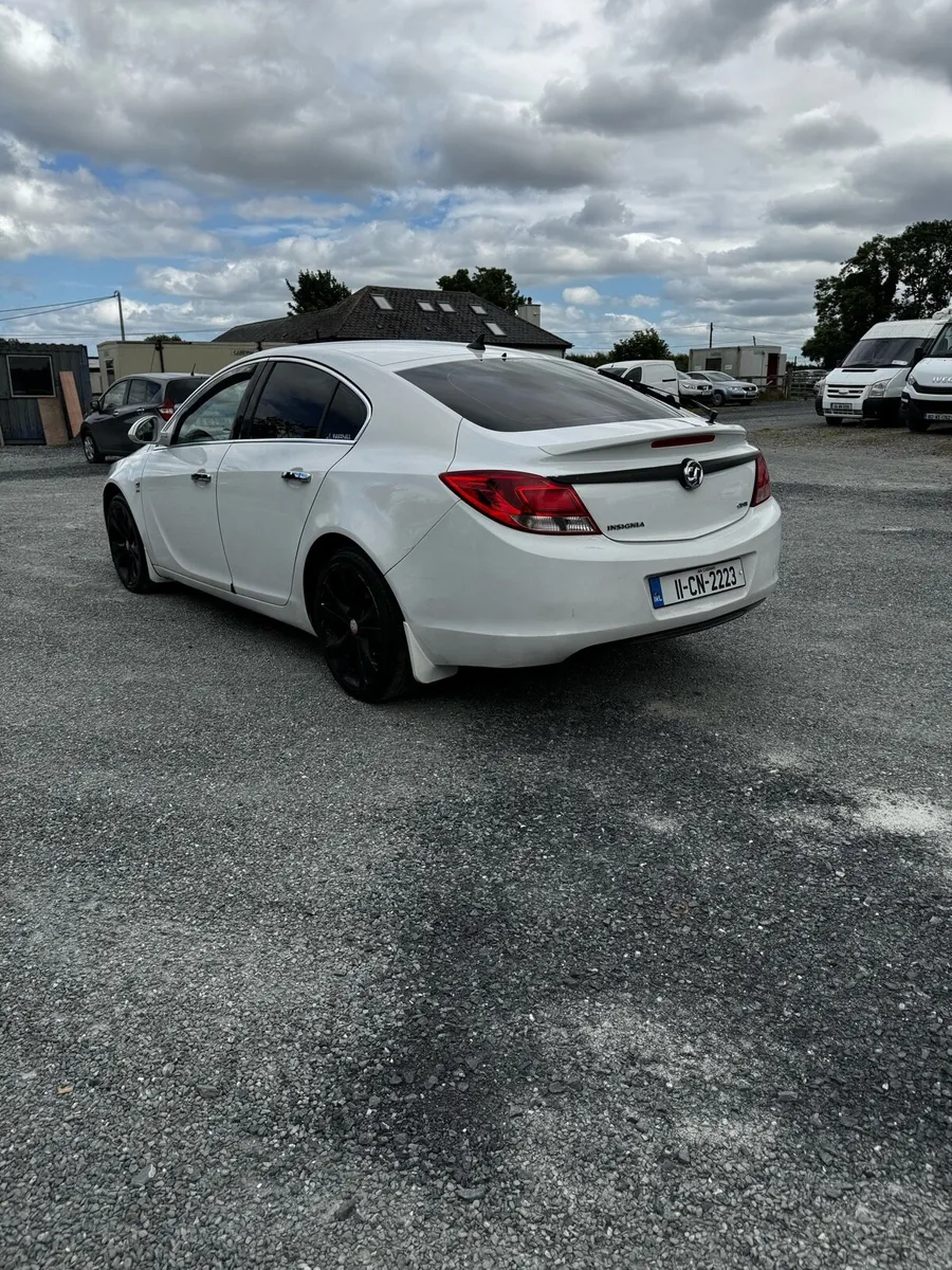 Opel Insignia 2.0CDTi SRi Nav ..NCTand TAX - Image 4
