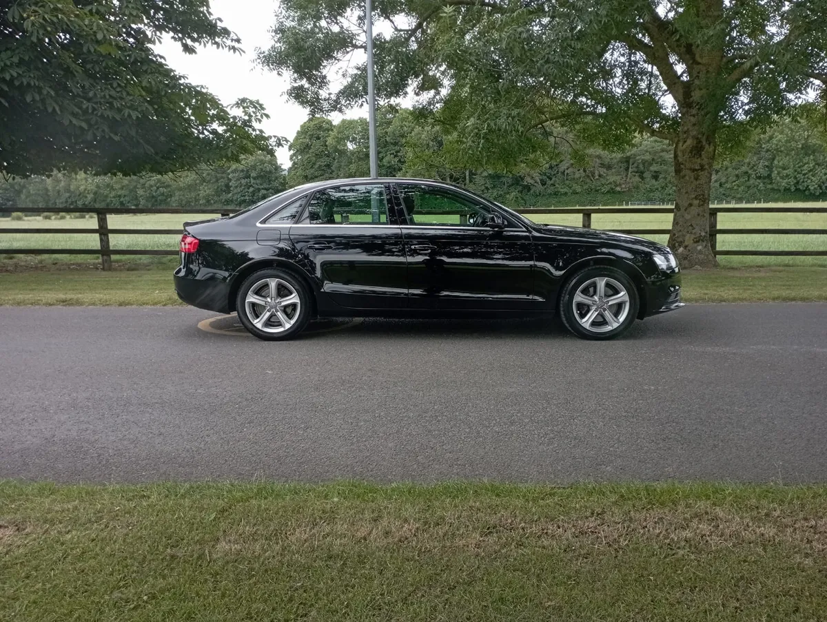 ~Audi A4 --2015~ - Image 4
