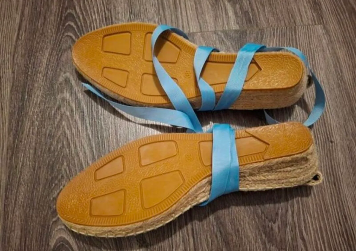 Ladies shoes - Image 3