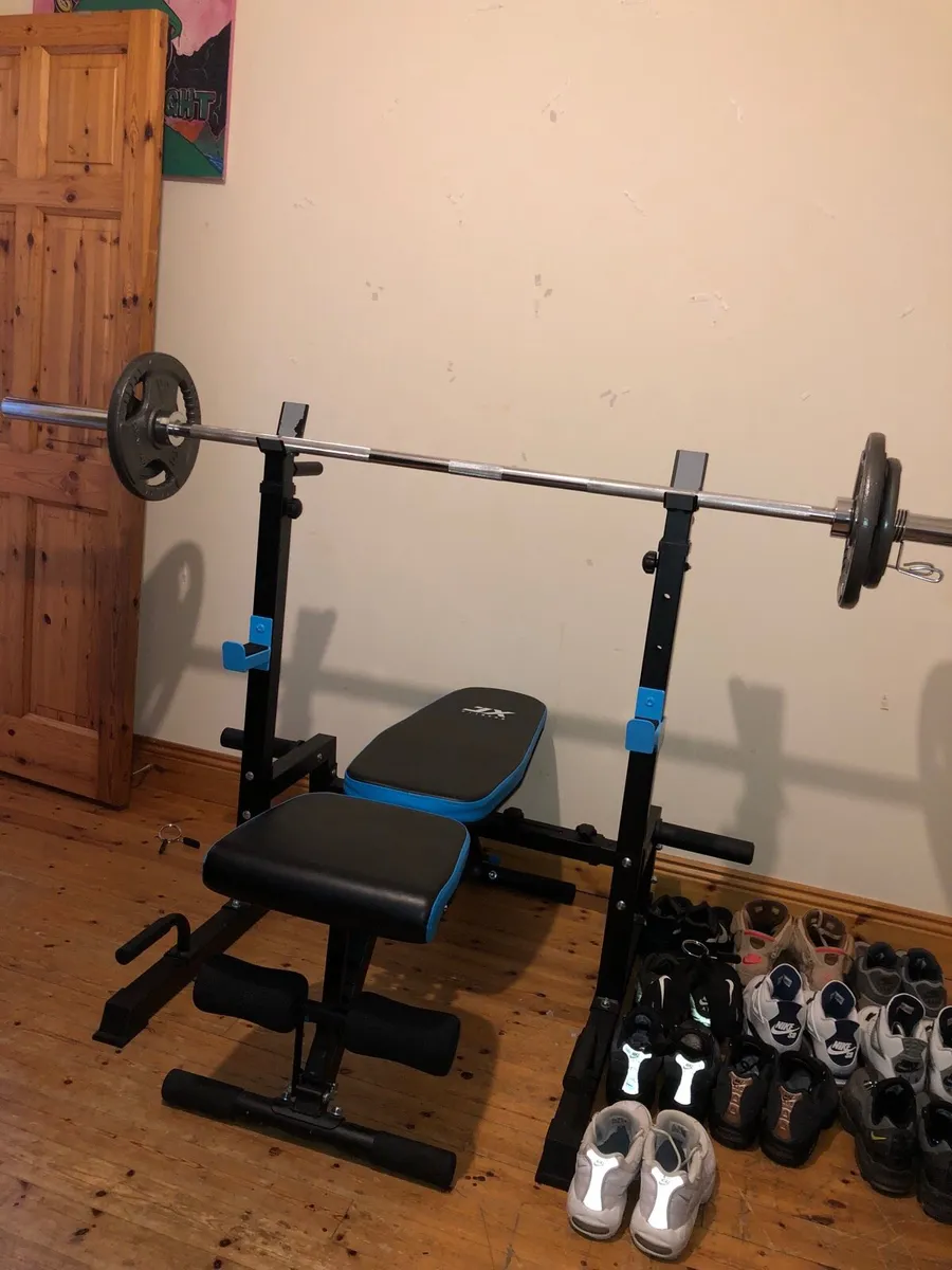 Squat Rack Weight Bench Olympic Bar & Plates