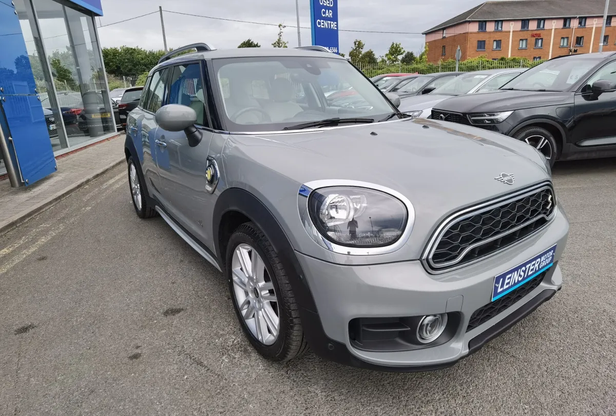 MINI COUNTRYMAN 1.5 COOPER S E EXCLUSIVE 4WD PHEV - Image 4