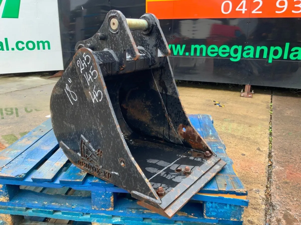 UNUSED 18" RHINOX BUCKET......45mm PINS.....206w. - Image 3