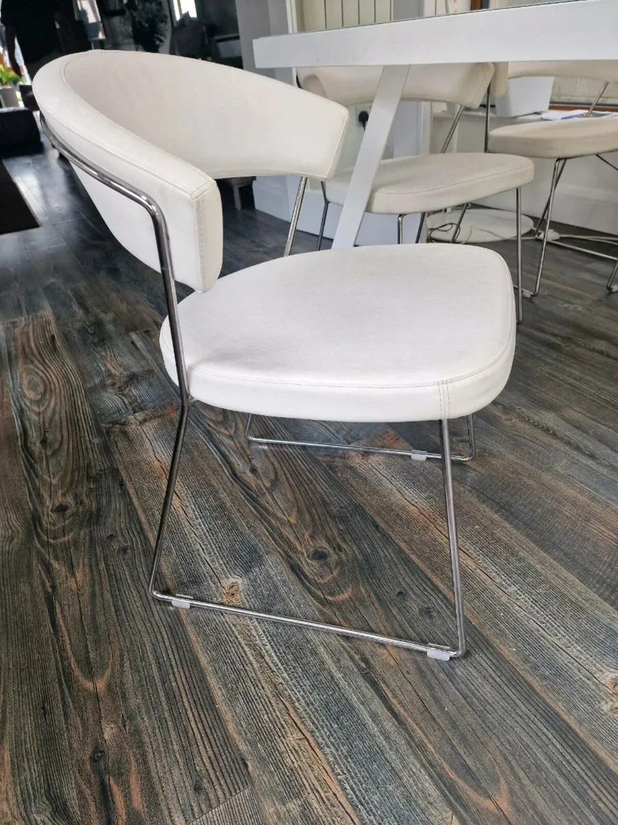 Household Furniture - Image 3