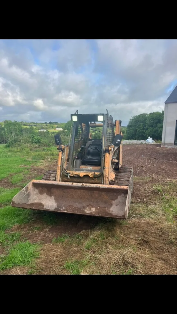 Case Skidsteer - Image 3