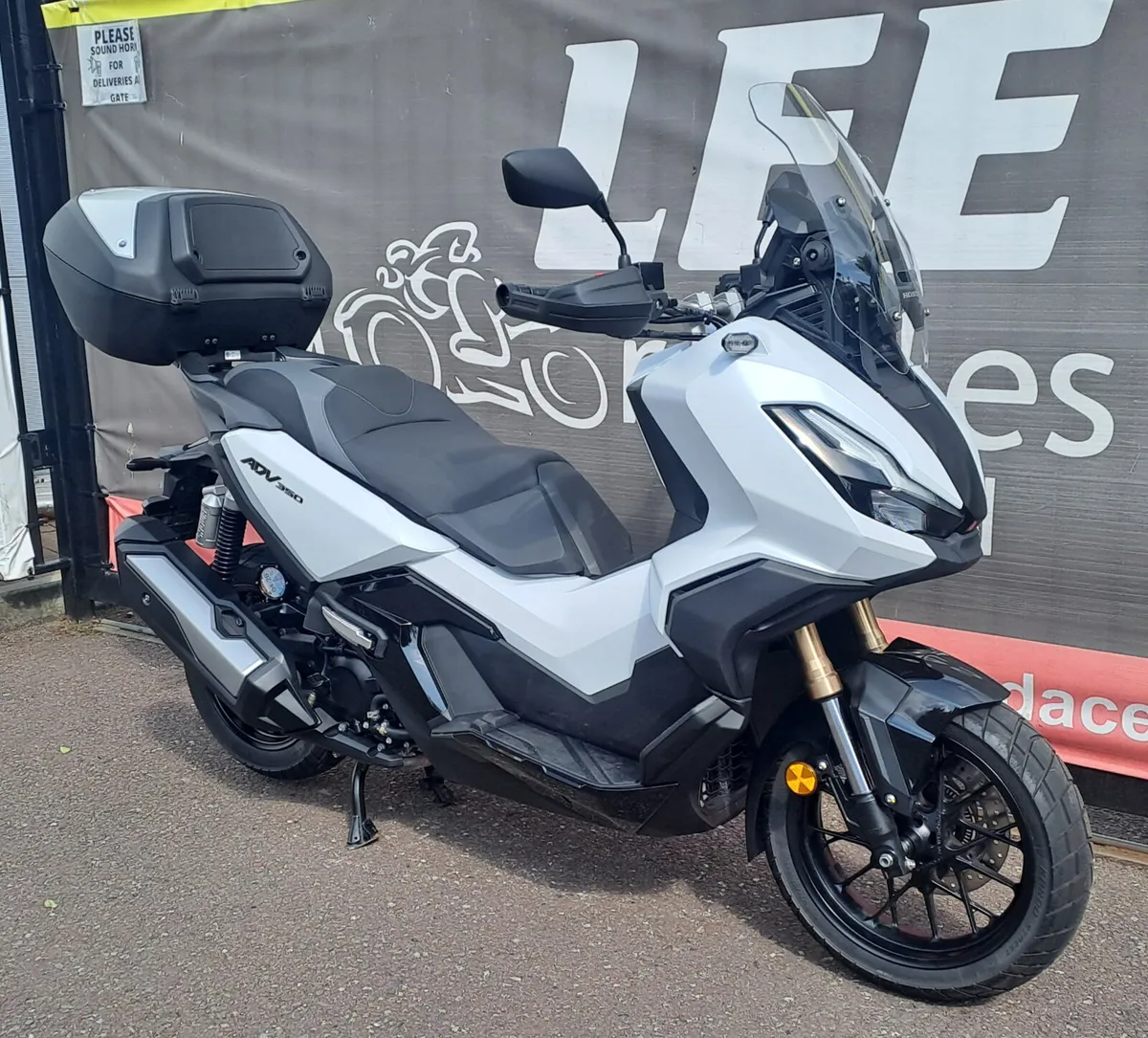 2024 HONDA ADV 350 - Image 2