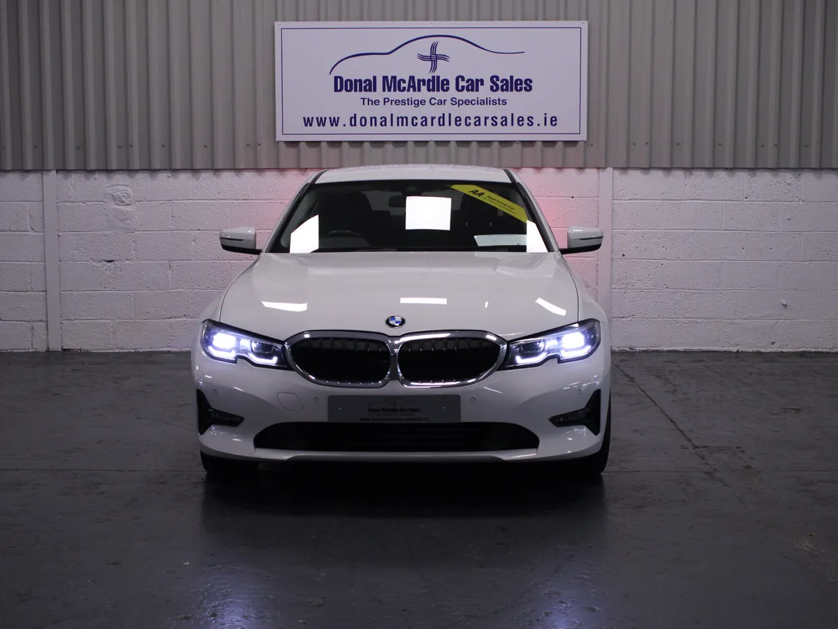 BMW 3-Series 2021 - Image 3