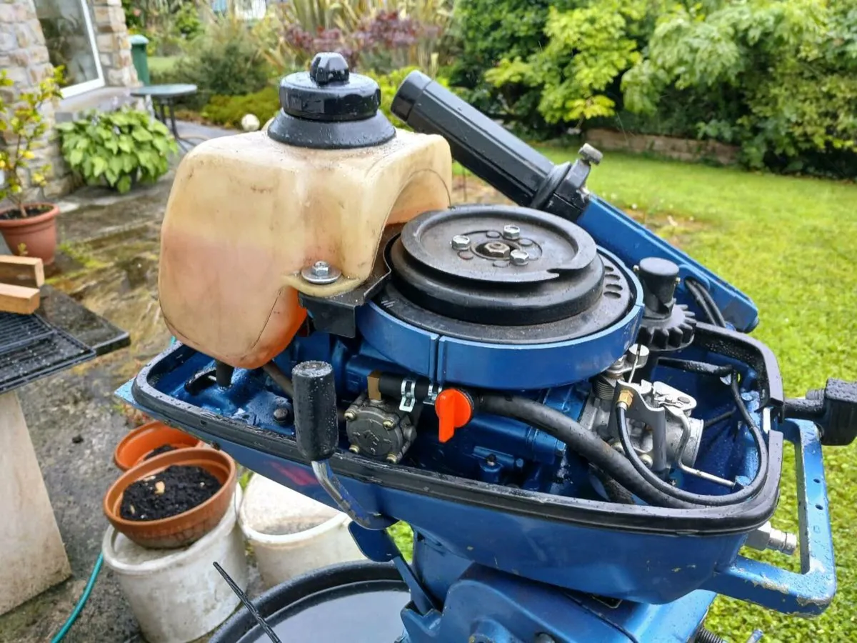 Suzuki outboard - Image 4