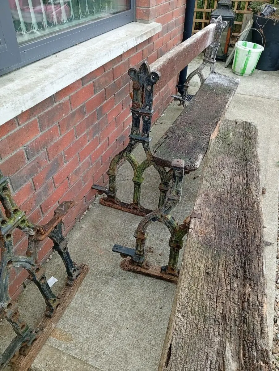 Old cast iron benches - Image 1