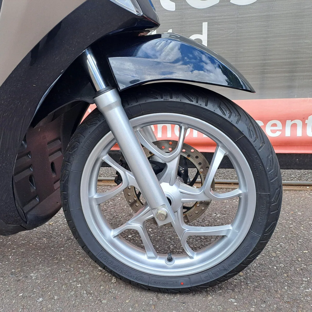 2024 PIAGGIO MEDLEY 125 - Image 3