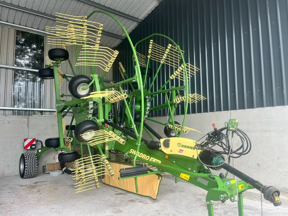 Krone Swadro TC930 Plus Rake - Image 1