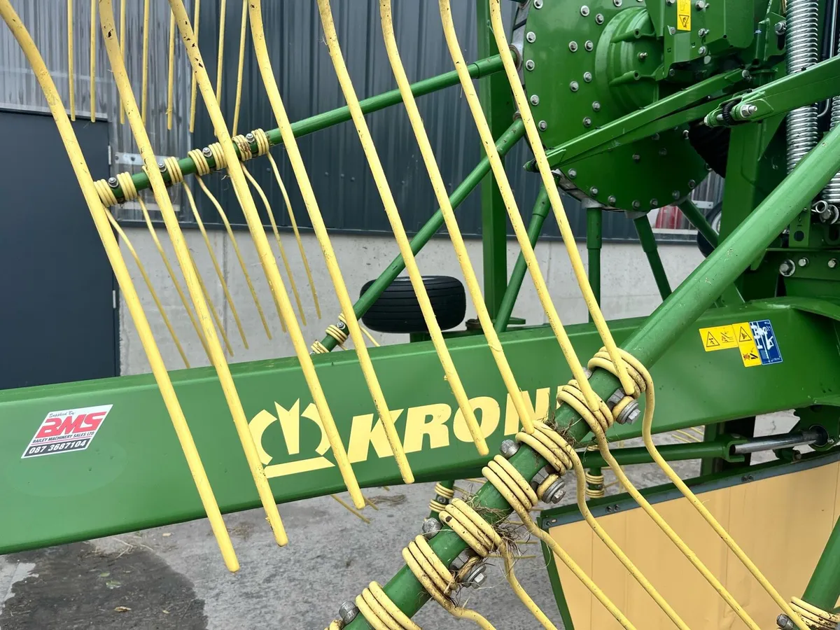 Krone Swadro TC930 Plus Rake - Image 3