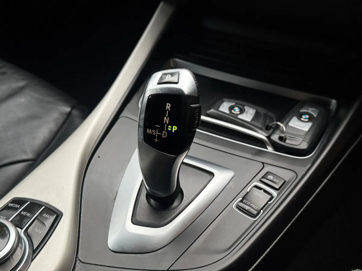 2018 BMW 118 PETROL AUTO - Image 3