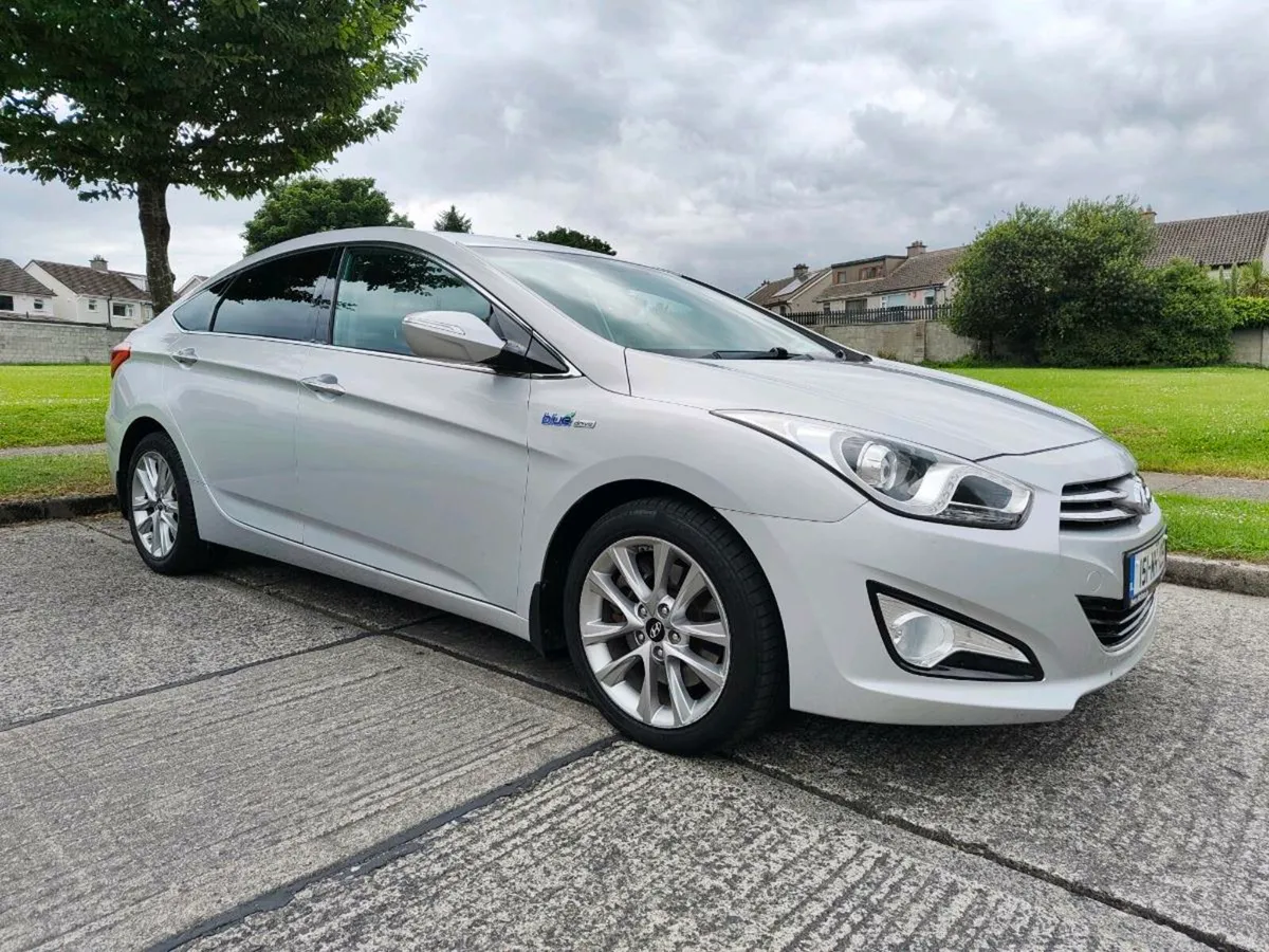 Hyundai i40 1.7 CRDi Executive - Image 1