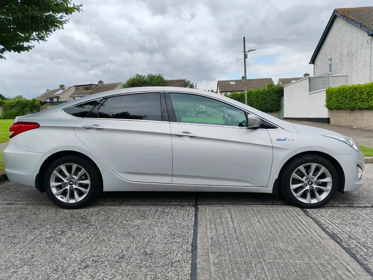 Hyundai i40 1.7 CRDi Executive - Image 3
