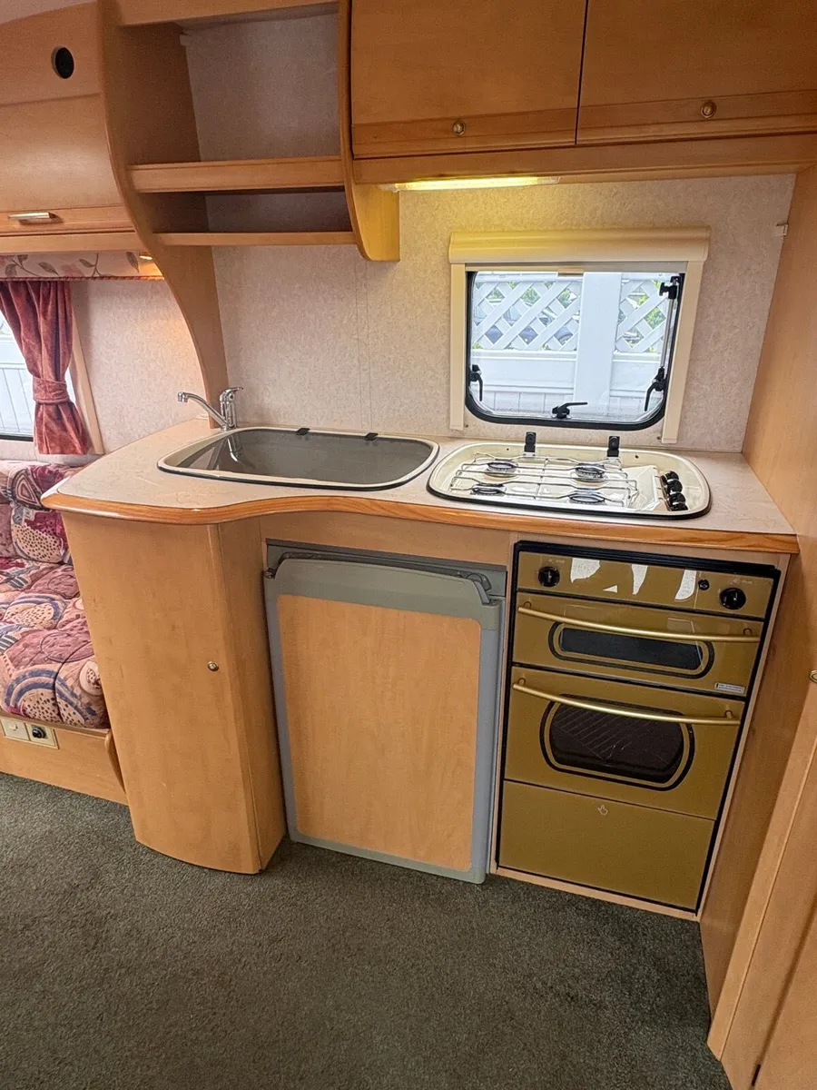 Bailey Pageant Caravan - Image 2