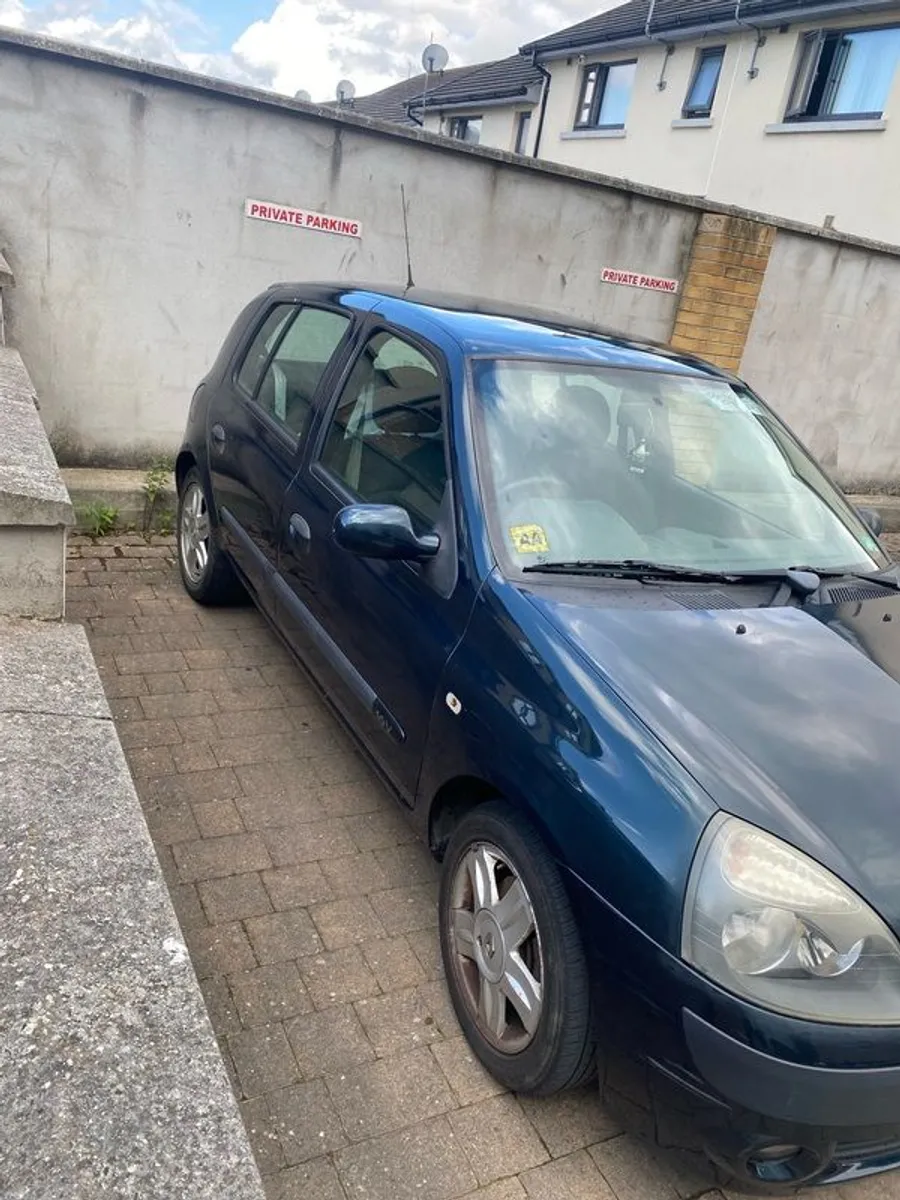 2005 Renault Clio - Image 2