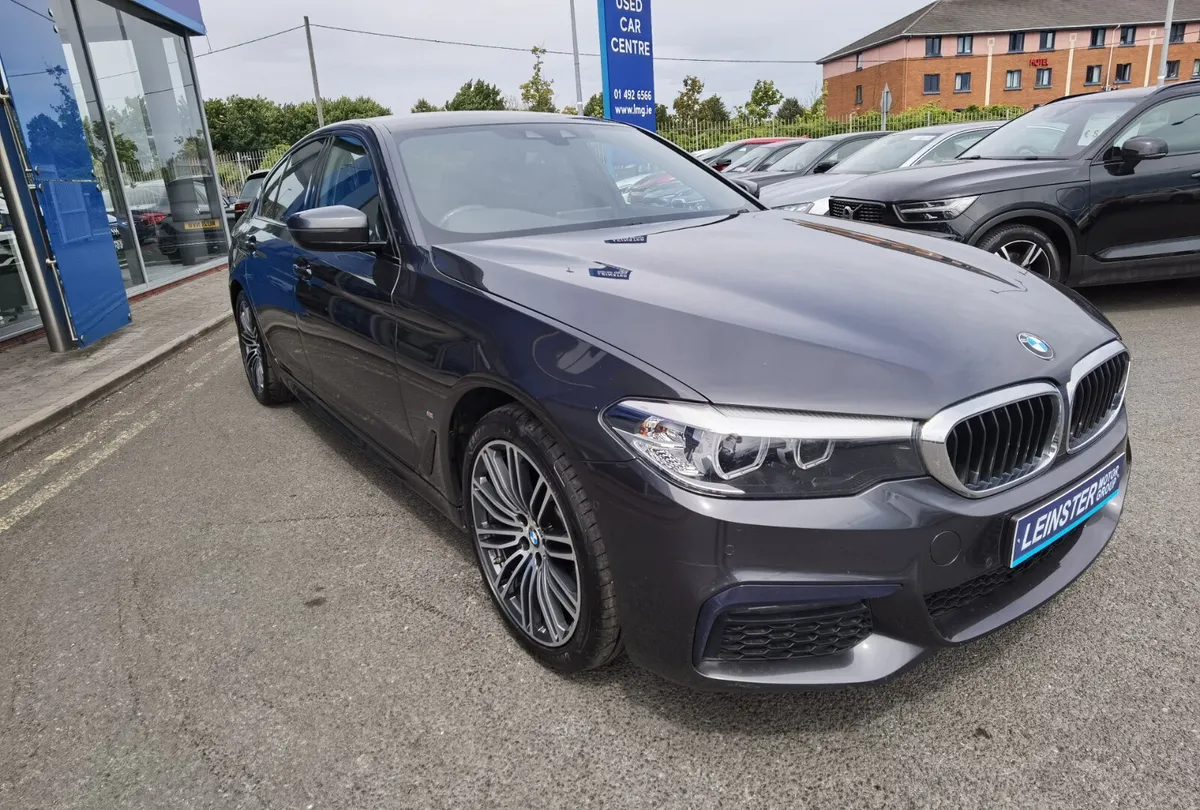 BMW 5 SERIES 530E M SPORT - Image 4