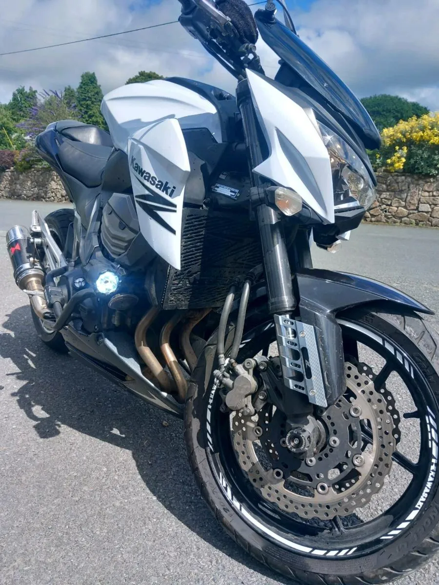 Motorbike - Image 1