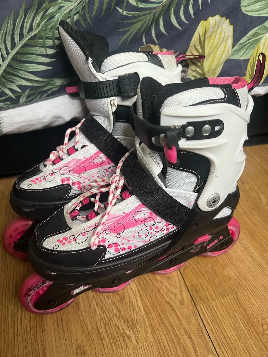Girls rollerblades - Image 1