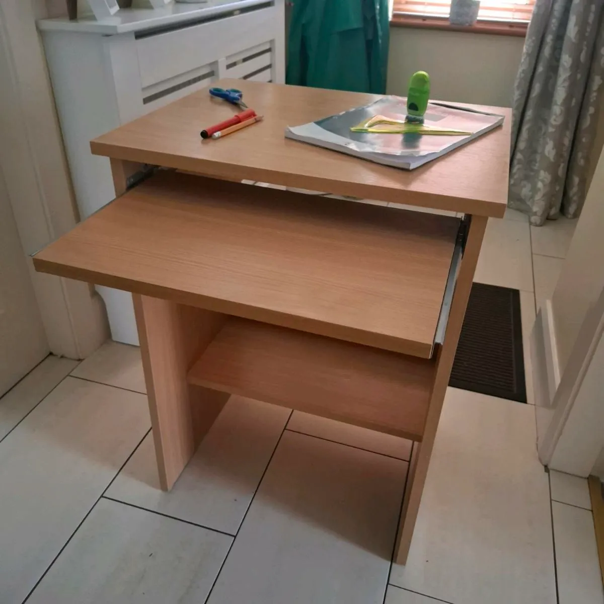 Desk - Image 3