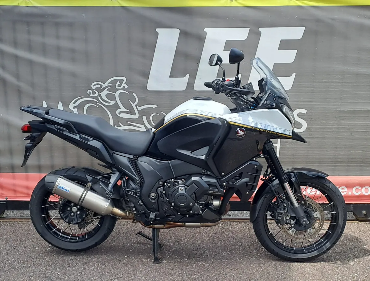 2015 HONDA VFR1200X CROSSTOURER DCT - Image 1