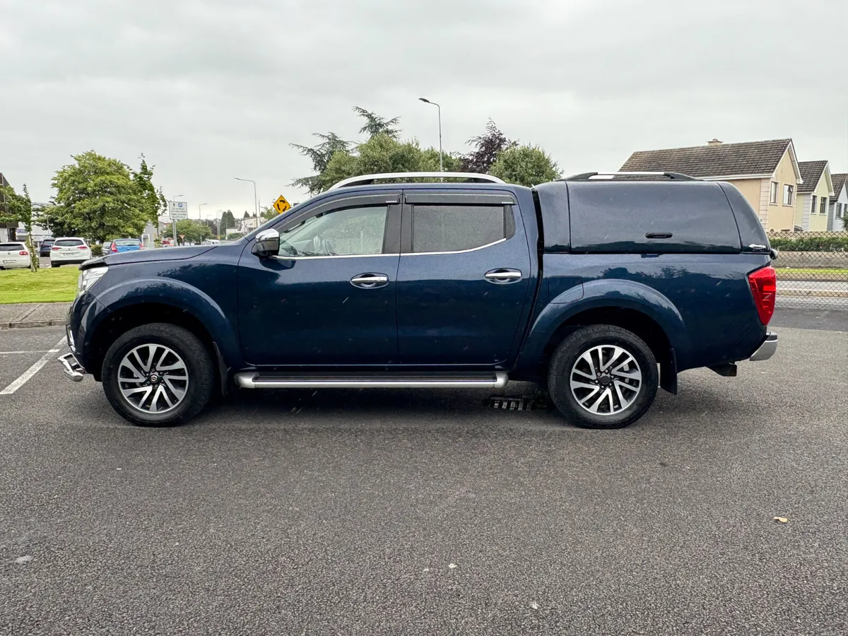 STUNNING 2017 TEKNA NISSAN NAVARA - Image 4