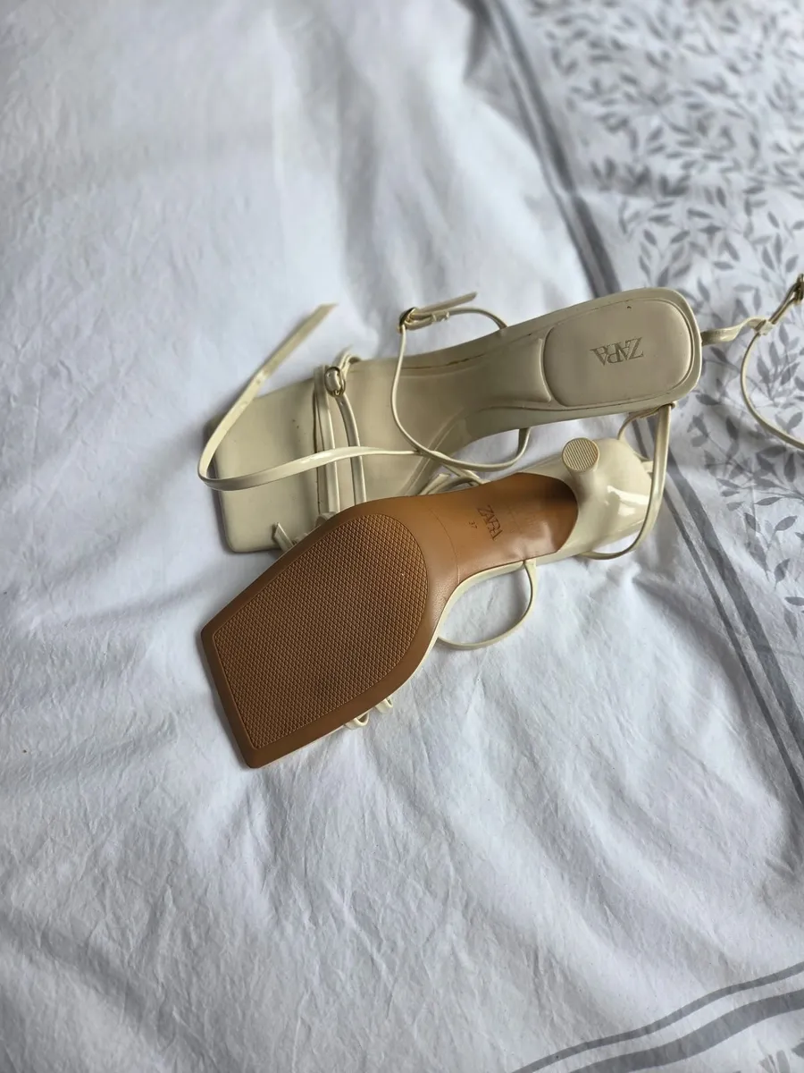 Shoes - Image 2
