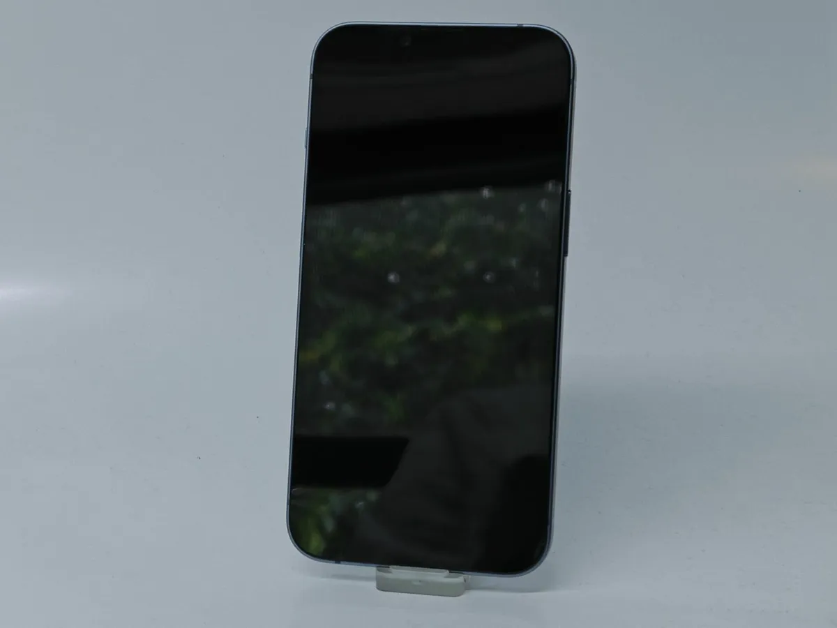 Apple iPhone 13 128GB - Image 1