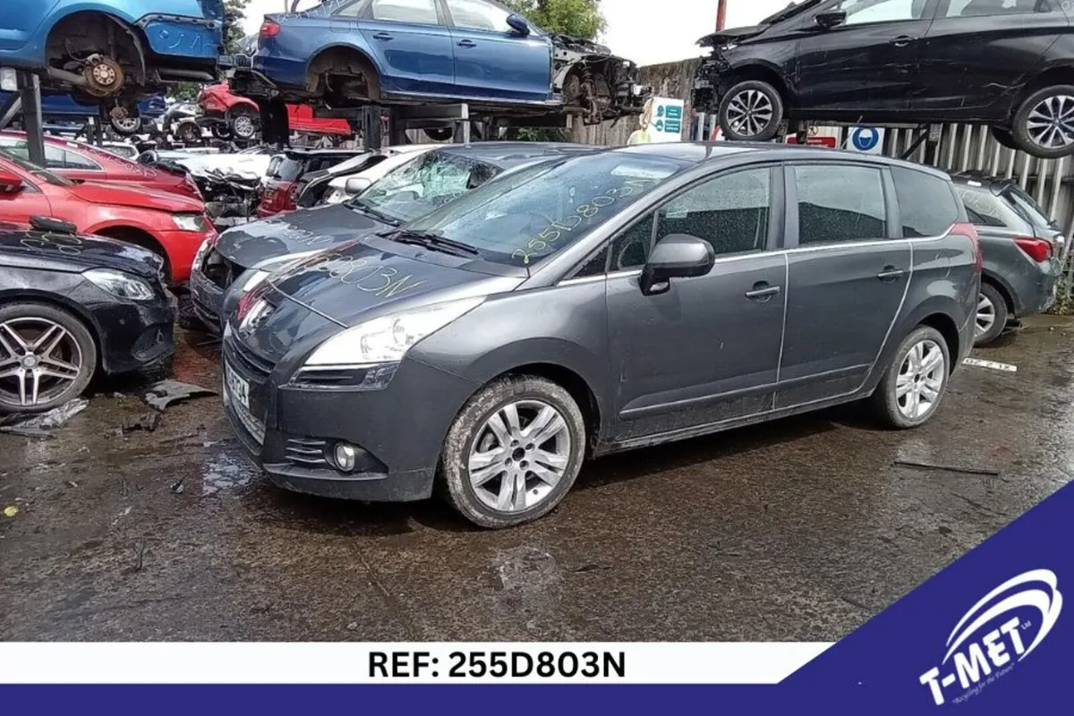 2012 PEUGEOT 5008 BREAKING FOR PARTS - Image 1