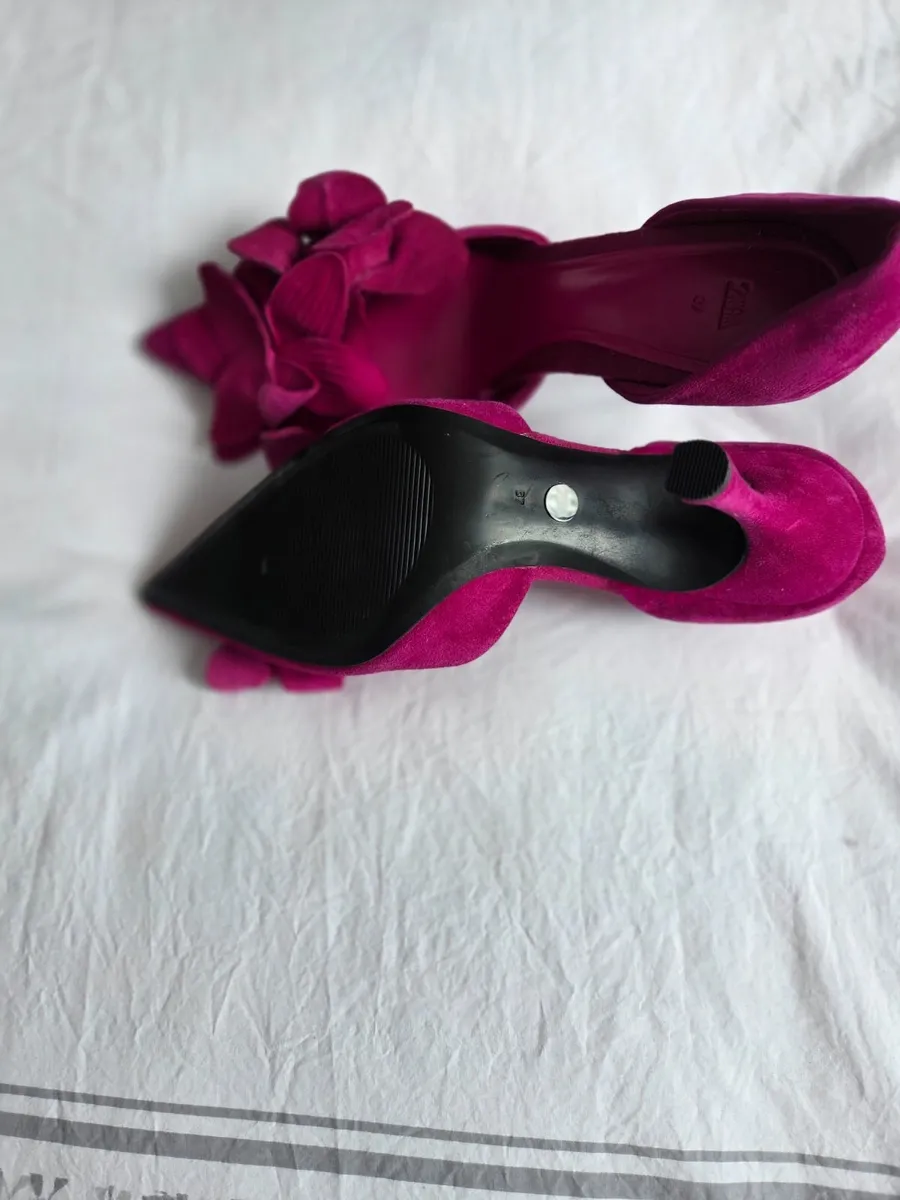 Shoes - Image 3