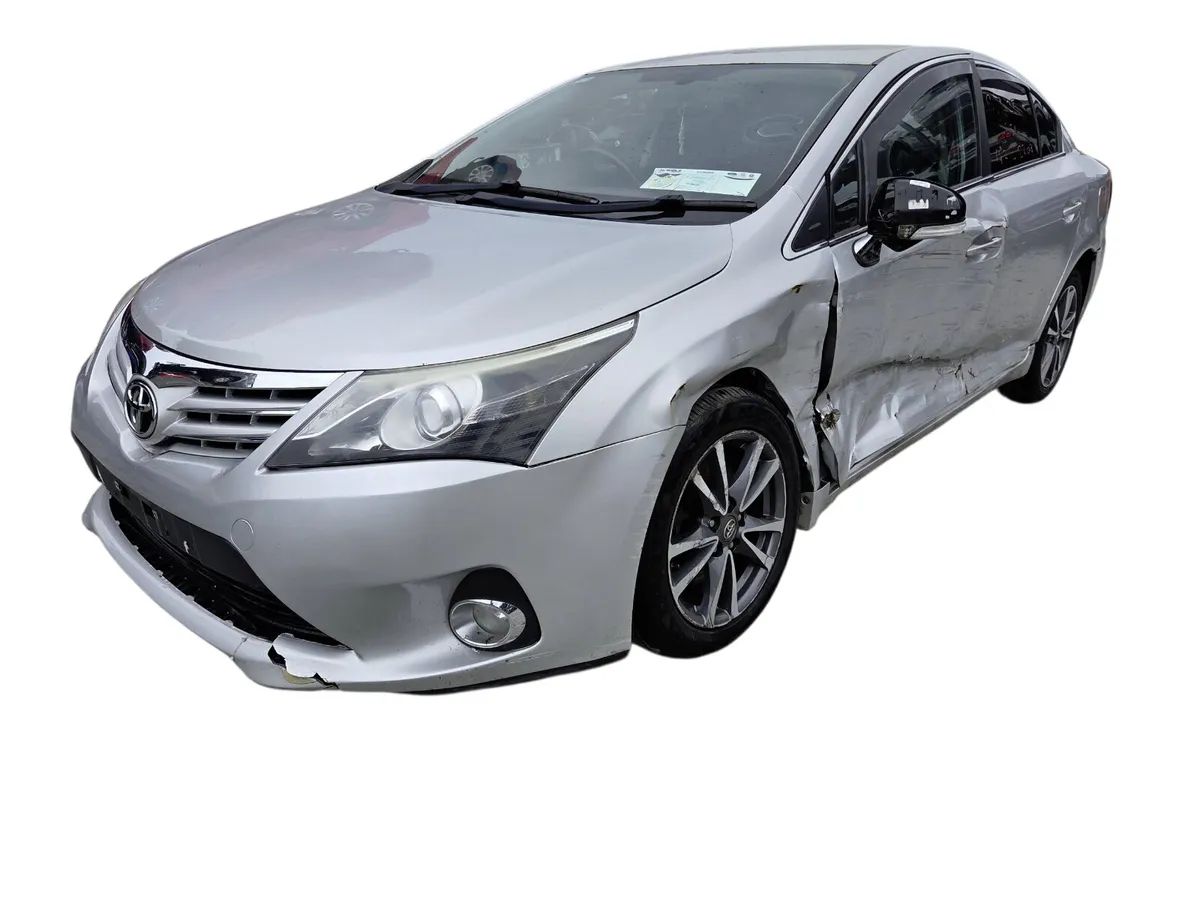 2014 TOYOTA AVENSIS Breaking/Dismantling - Image 1