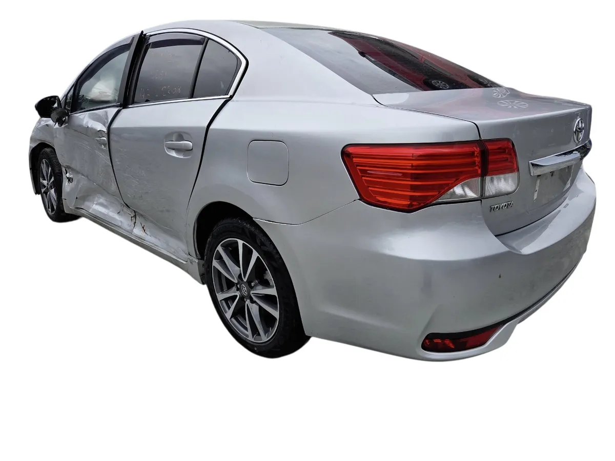2014 TOYOTA AVENSIS Breaking/Dismantling - Image 2
