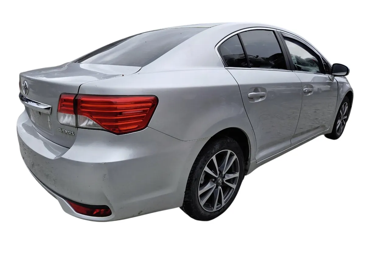 2014 TOYOTA AVENSIS Breaking/Dismantling - Image 3