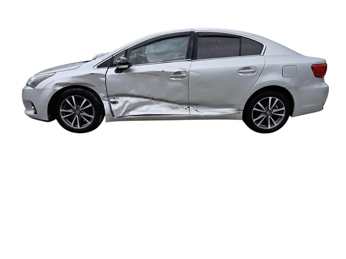 2014 TOYOTA AVENSIS Breaking/Dismantling - Image 4