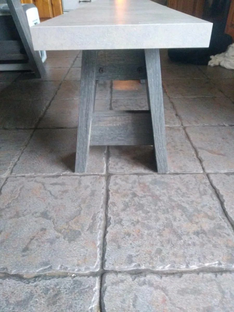 Kitchen table - Image 4