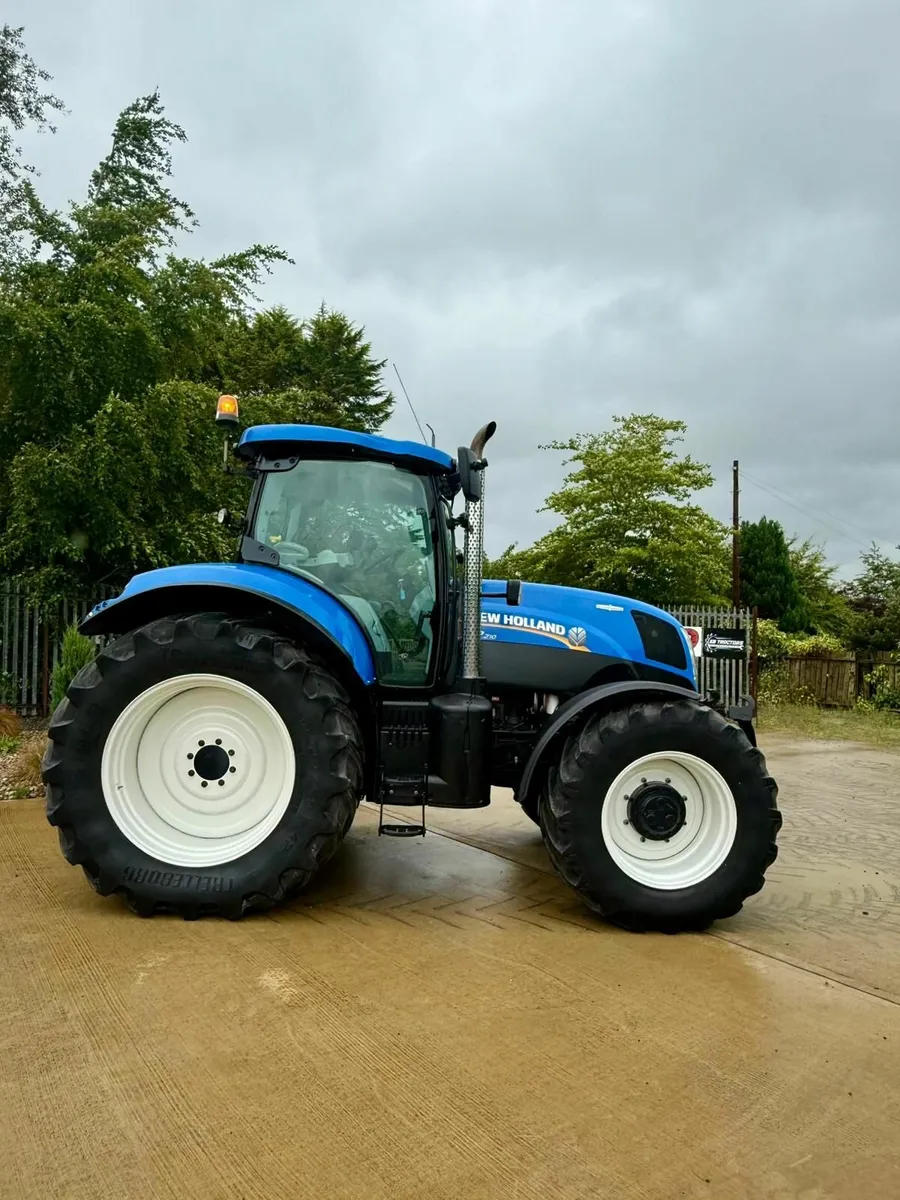 New Holland T7.210 AC - Image 2