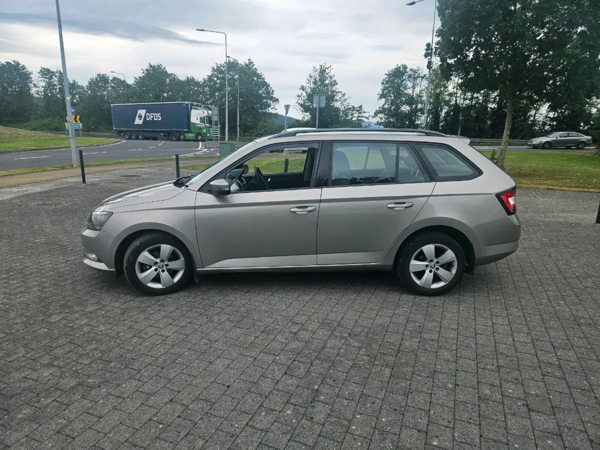 16 skoda fabia estate diesel bargain nct - Image 3