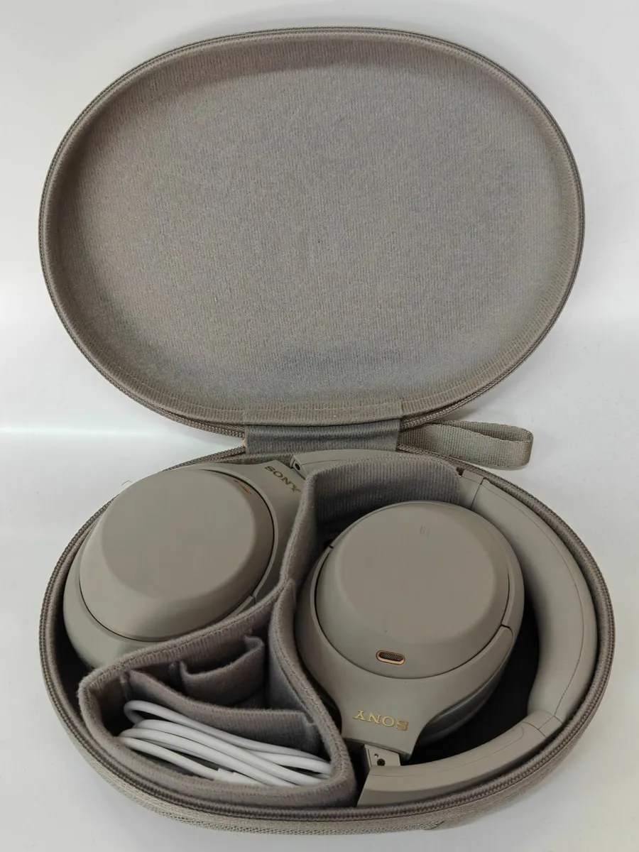 Sony WH-1000XM4 Noise Cancelling Headphones - Image 3