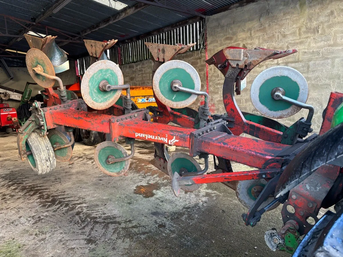 Kverneland Reversible Four Furrow Plough - Image 2