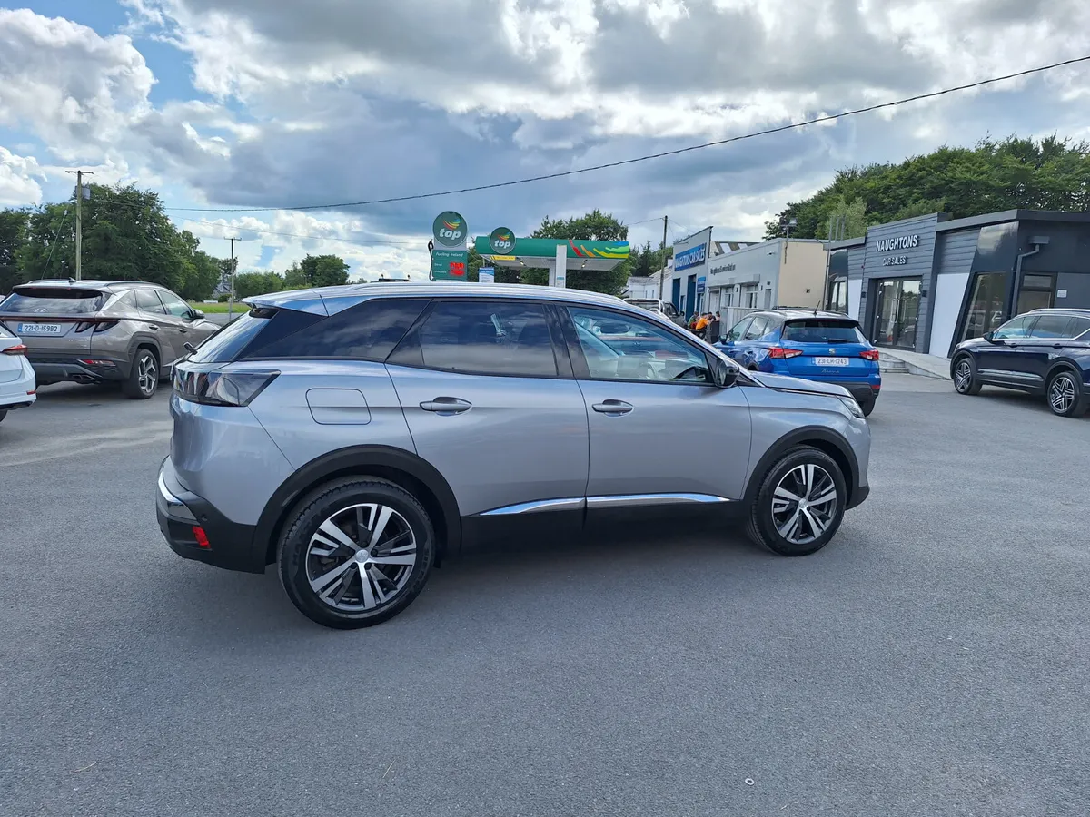 Peugeot 3008 1.5 Allure *High Spec/Camera/Half Lea - Image 3