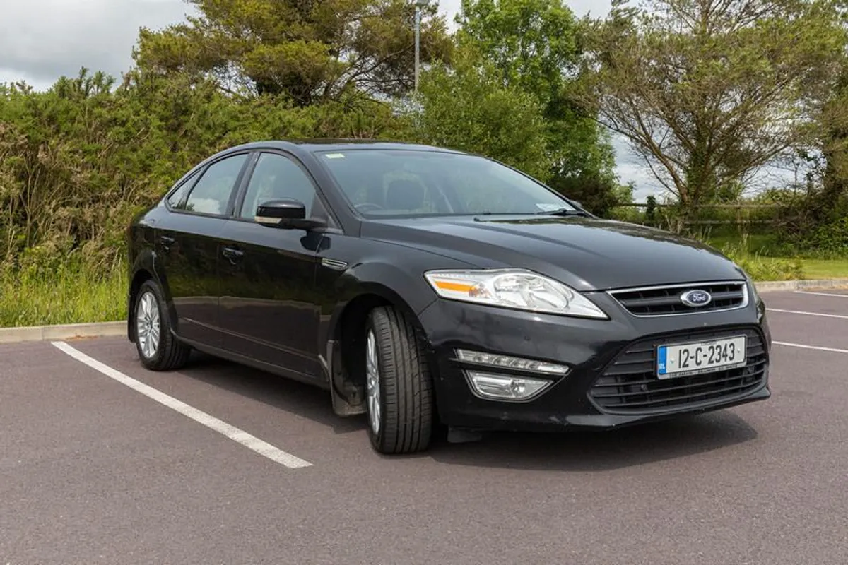 2012 Ford Mondeo Zetec 1.6 Tdci 115ps 5dr - Image 2
