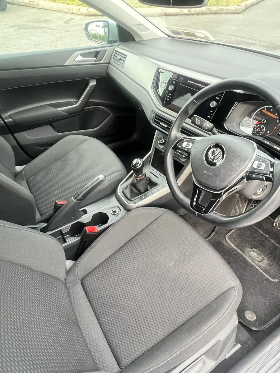 Volkswagen Polo R-Line 1.0 TSI Manual Silver - Image 3